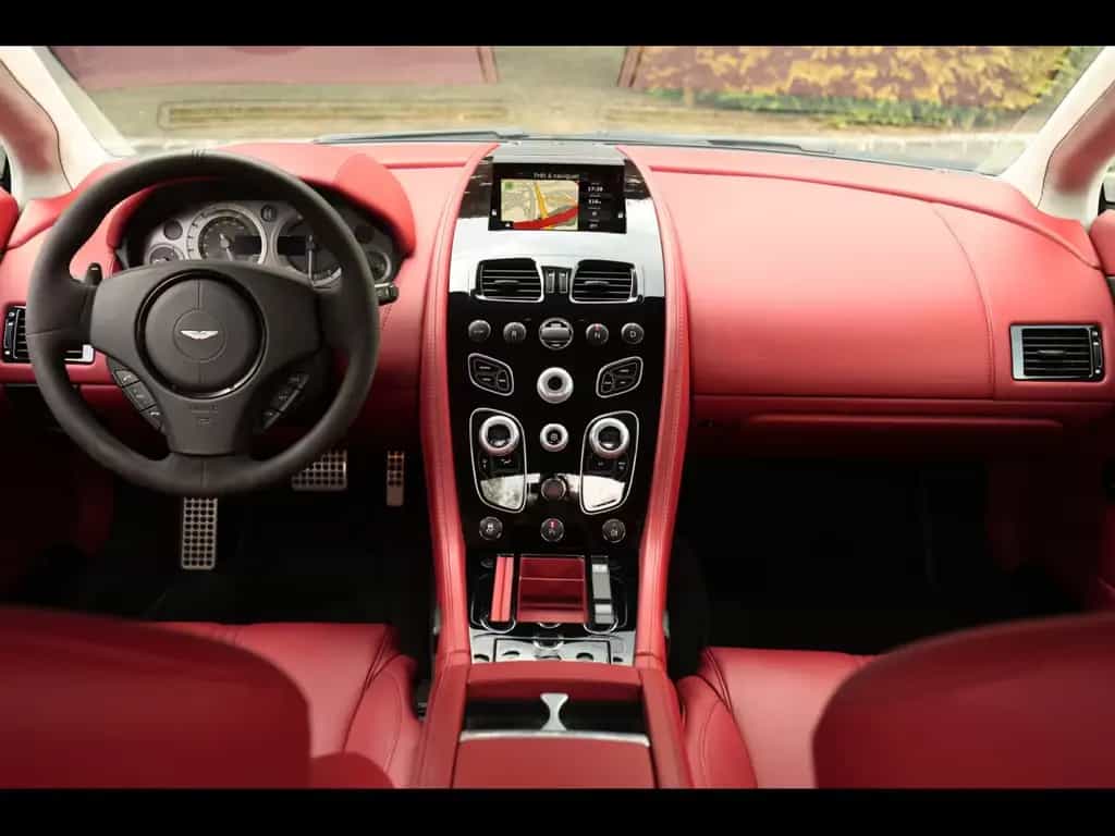 Aston Martin V8 Vantage S COUPE SPORTSHIFT II°STRATUS WHITE 03/2017-photo-10