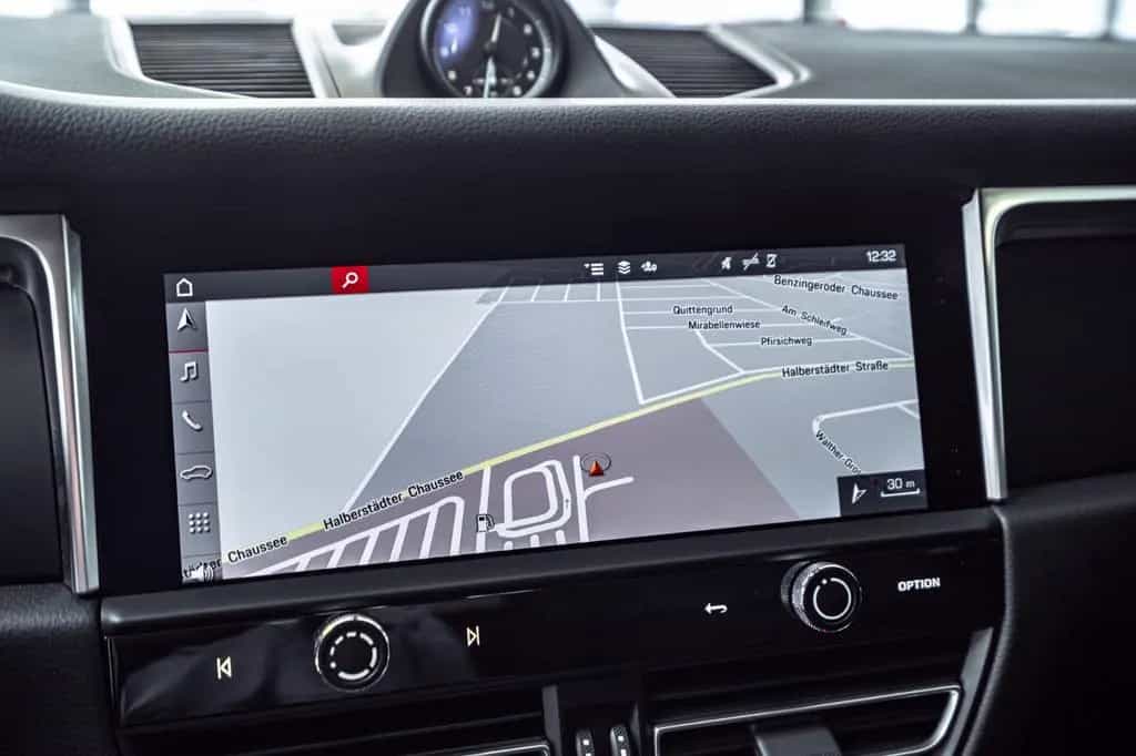 Porsche Macan III PDK *LED*R-Cam*SHZ*1.Hand*Porsche Hist 02/2023-photo-34