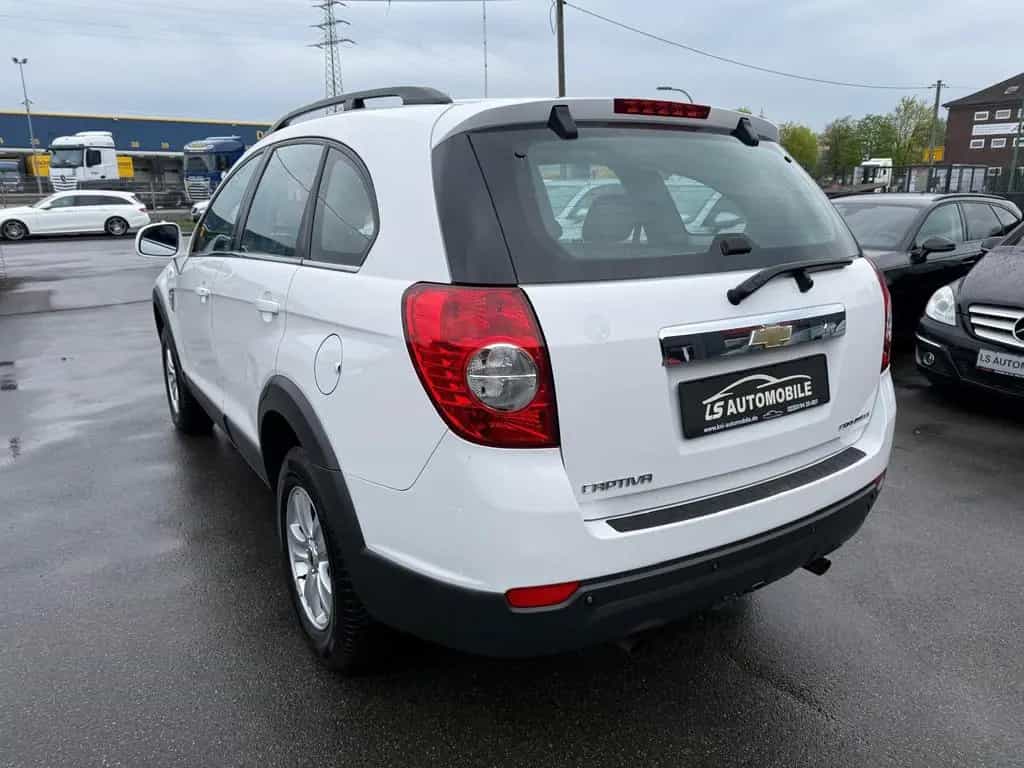 Chevrolet Captiva 2.4 LS 2WD/Klima/PDC/AHK 05/2008-photo-4