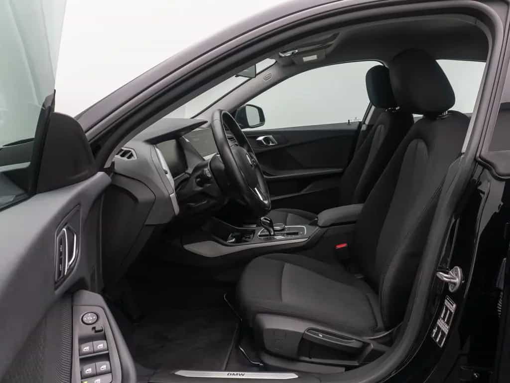 BMW 2 Series 218i Gran Coupé DAB PDC LED Geschwindigkeitsreg 06/2023-photo-18