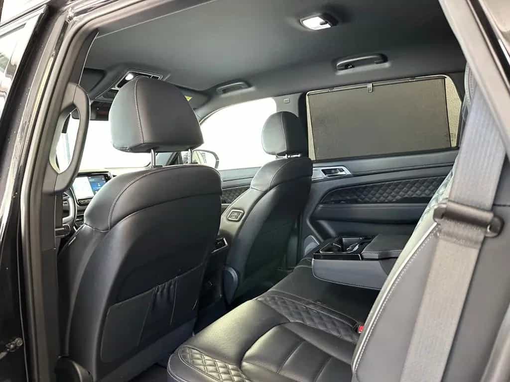 Ssangyong REXTON 2.2 Sapphire 4WD*AHK*Leder*Abstandstemp.* 05/2021-photo-16