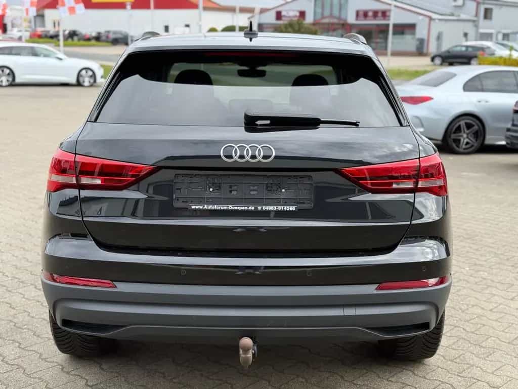 Audi Q3 35 TFSI Automatik * Navi*LED*AHK*Virtual * 07/2020-photo-5