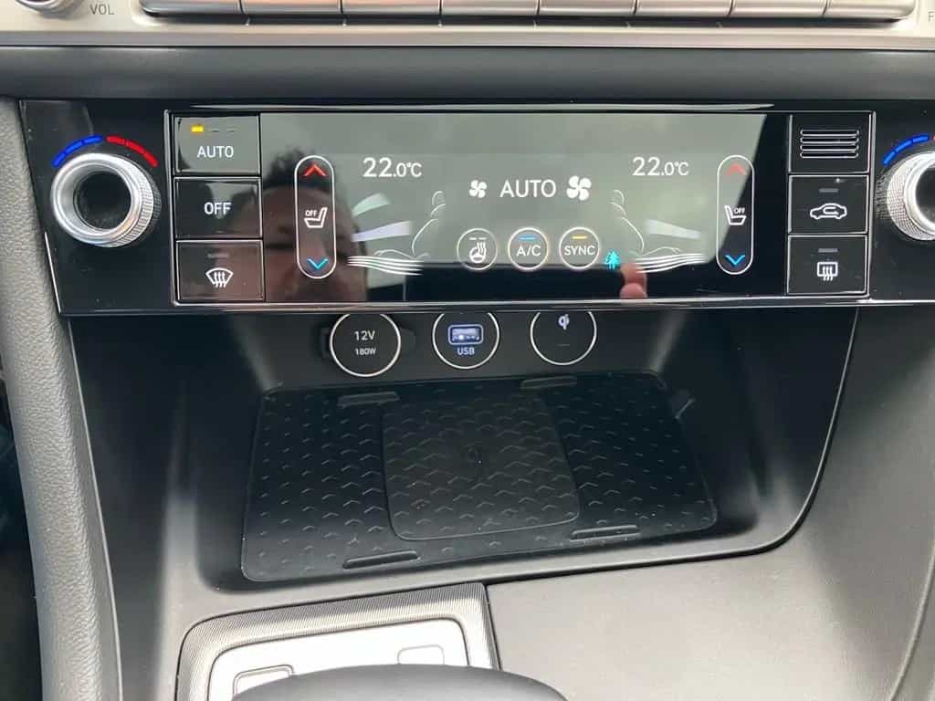 Genesis G70 Shootingbrake 2,2 Diesel RWD Sport vom Gene 11/2024-photo-16