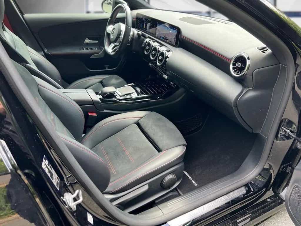 Mercedes-Benz A-Class 35 AMG Mercedes-AMG A 35 4MATIC DCT Merced... 07/2019-photo-12