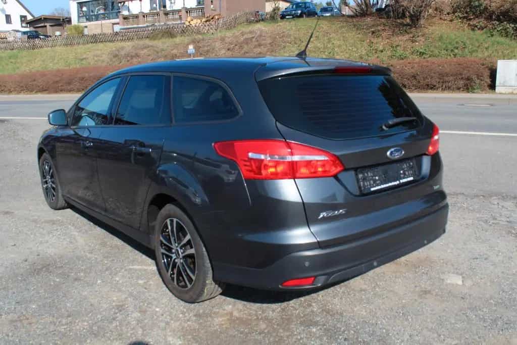Ford Focus Turnier Trend 10/2016-photo-1