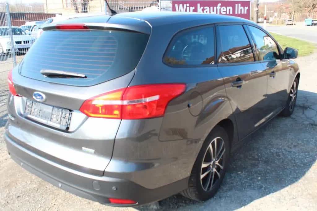Ford Focus Turnier Trend 10/2016-photo-15