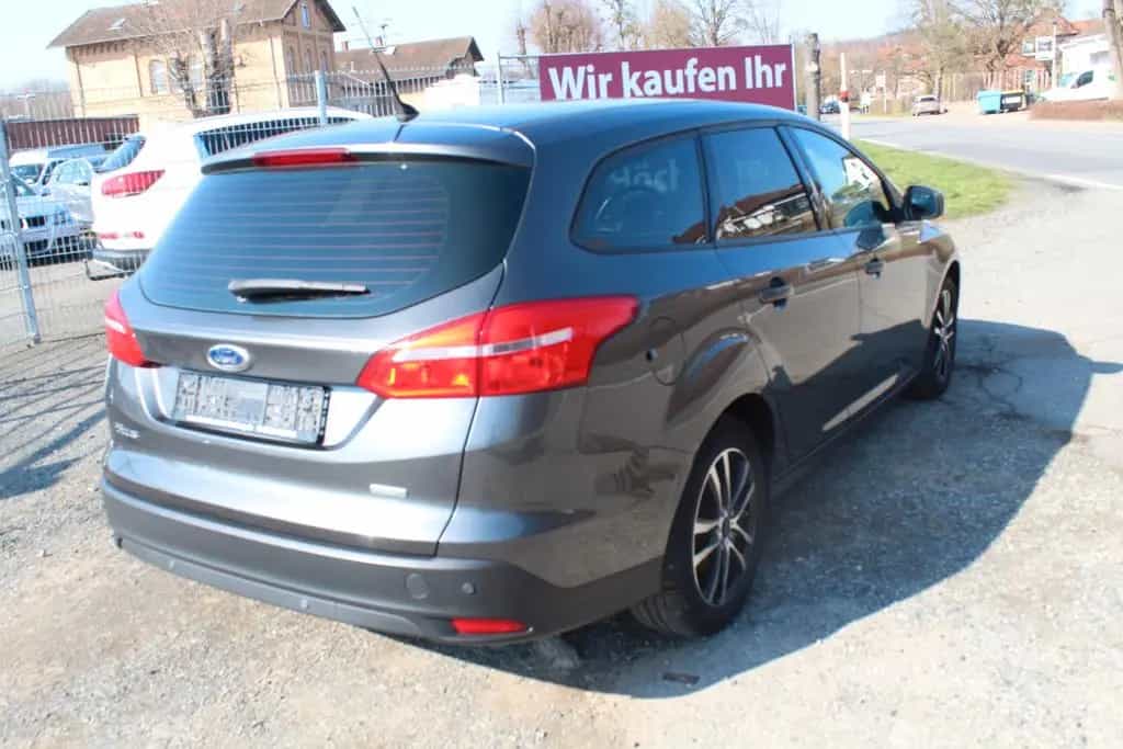 Ford Focus Turnier Trend 10/2016-photo-3
