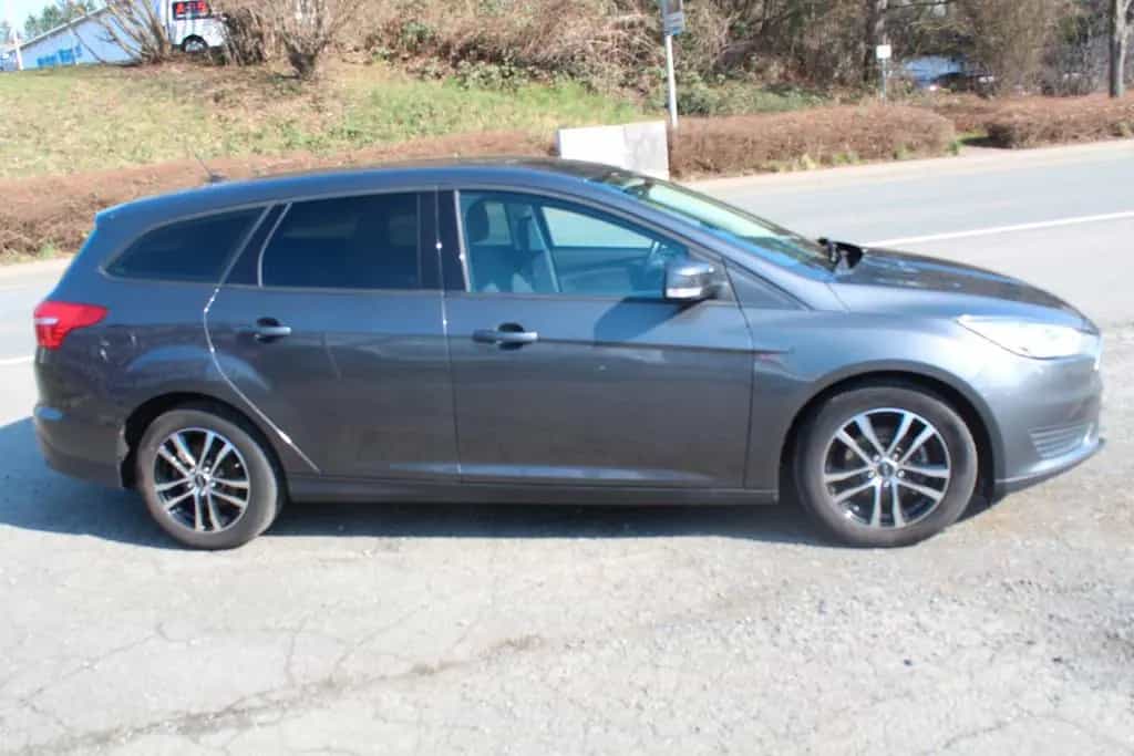 Ford Focus Turnier Trend 10/2016-photo-5