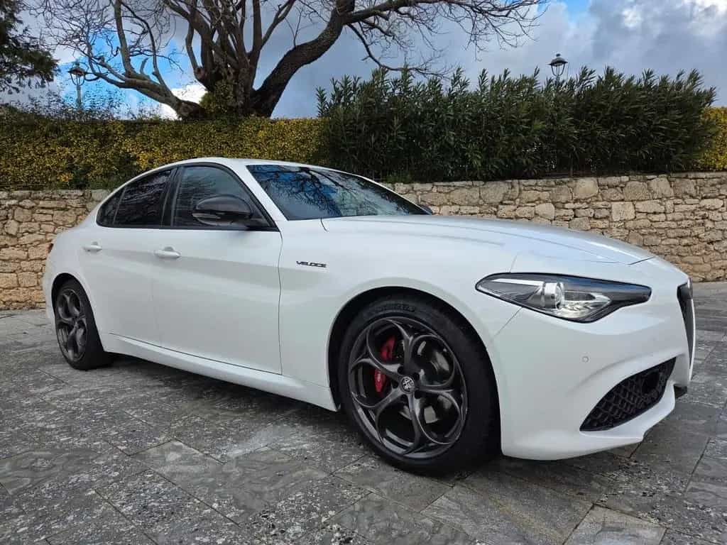 Alfa Romeo Giulia GIULIA 2.0 TURBO 280cv Q4 VELOCE AT8 04/2021-photo-1