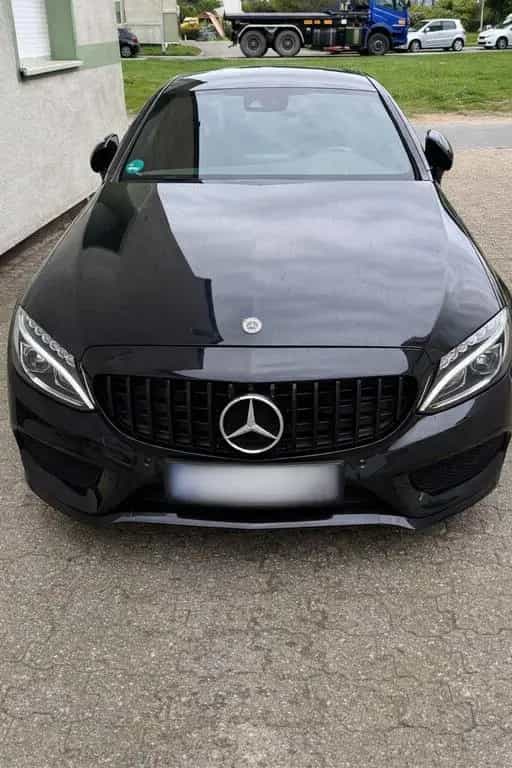 Mercedes-Benz C-Class c Klasse 200 08/2017-photo-2