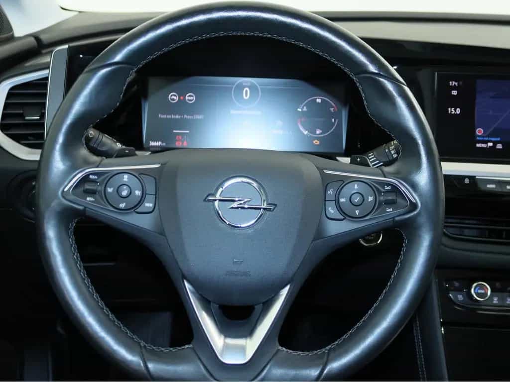 Opel Grandland 1.5 Ultimate AHK MATRIX-LED NAVI SHZ 11/2022-photo-13