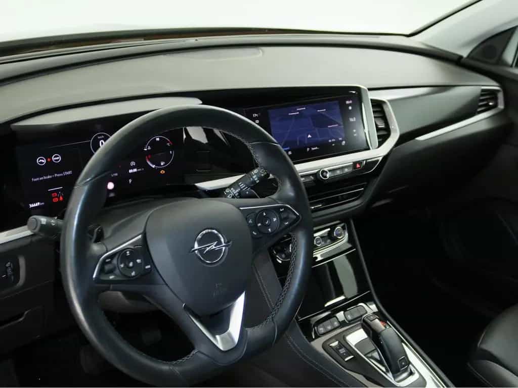 Opel Grandland 1.5 Ultimate AHK MATRIX-LED NAVI SHZ 11/2022-photo-9