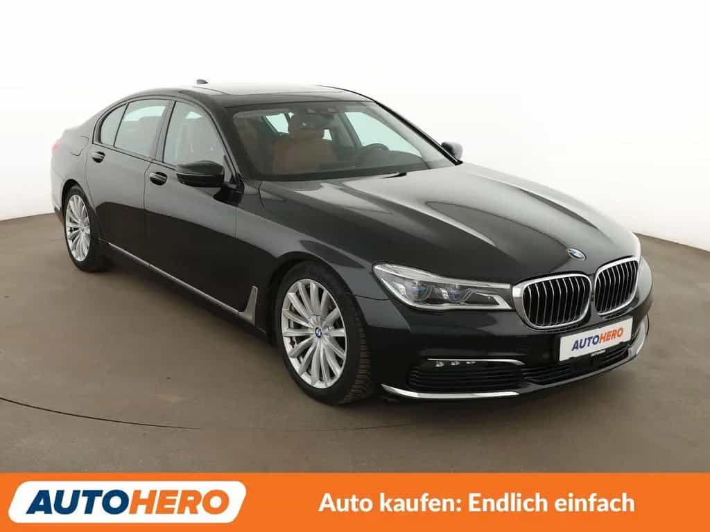 BMW 7 Series 740i  Aut.*LASER*HEAD-UP*360CAM*NAVI*ACC*MASSAGE 02/2018-photo-6