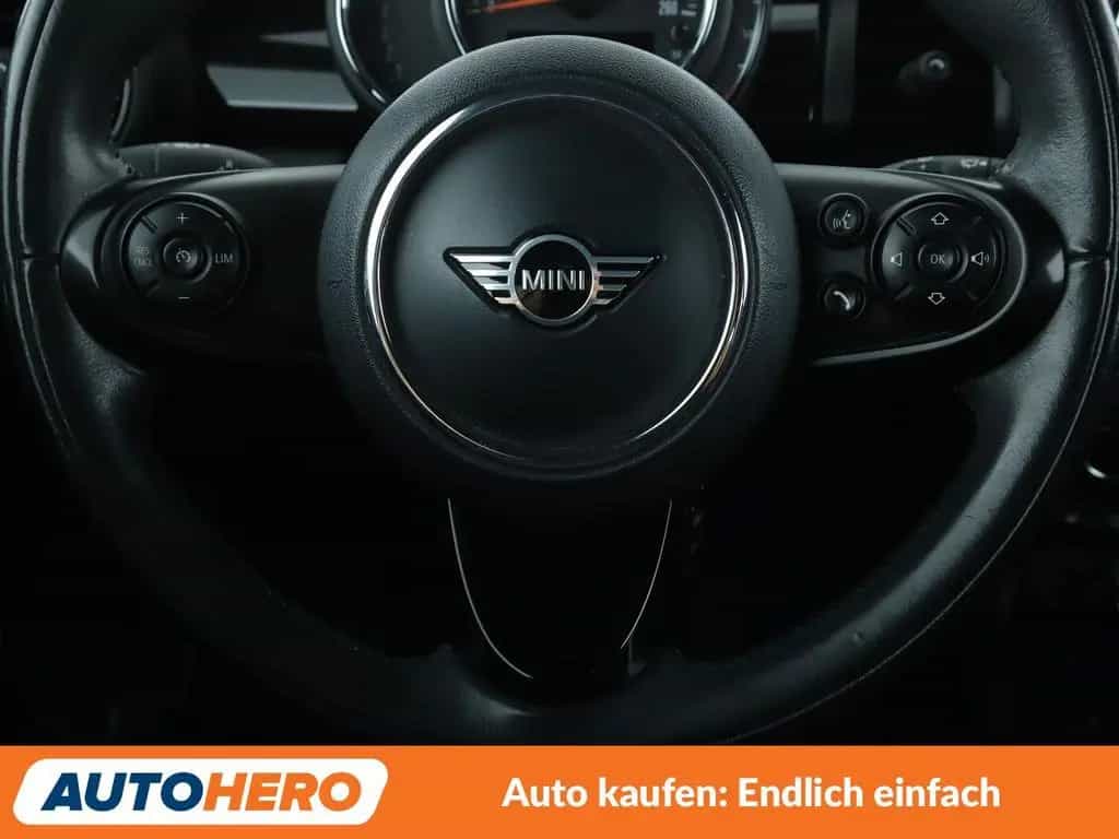 MINI ONE *NAV*TEMP*PDC*SHZ*ALU*KLIMA* 11/2018-photo-18