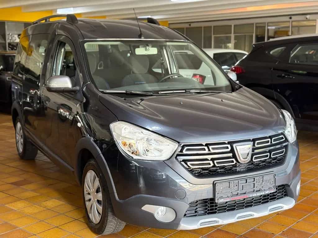 Dacia Dokker Stepway Plus/NAVI/KAMERA/AHK/SHZ/TEMP/TOP 12/2020-photo-0