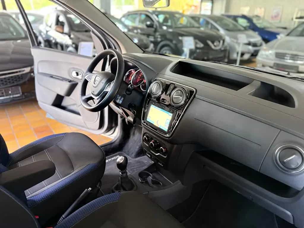 Dacia Dokker Stepway Plus/NAVI/KAMERA/AHK/SHZ/TEMP/TOP 12/2020-photo-9