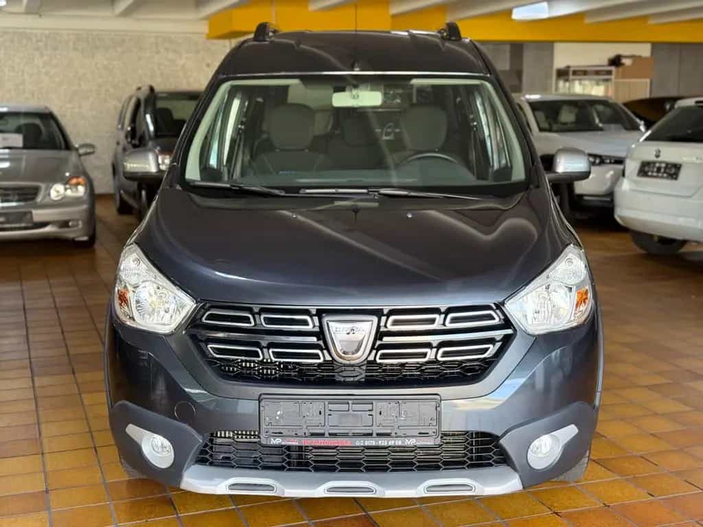 Dacia Dokker Stepway Plus/NAVI/KAMERA/AHK/SHZ/TEMP/TOP 12/2020-photo-1