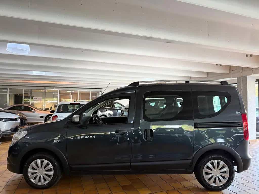 Dacia Dokker Stepway Plus/NAVI/KAMERA/AHK/SHZ/TEMP/TOP 12/2020-photo-5
