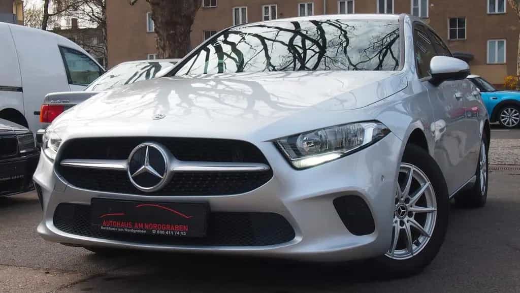 Mercedes-Benz A-Class 180 NEUES MODEL !!! 02/2020-photo-1