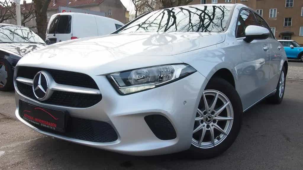 Mercedes-Benz A-Class 180 NEUES MODEL !!! 02/2020-photo-17
