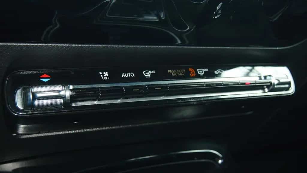 Mercedes-Benz A-Class 180 NEUES MODEL !!! 02/2020-photo-25