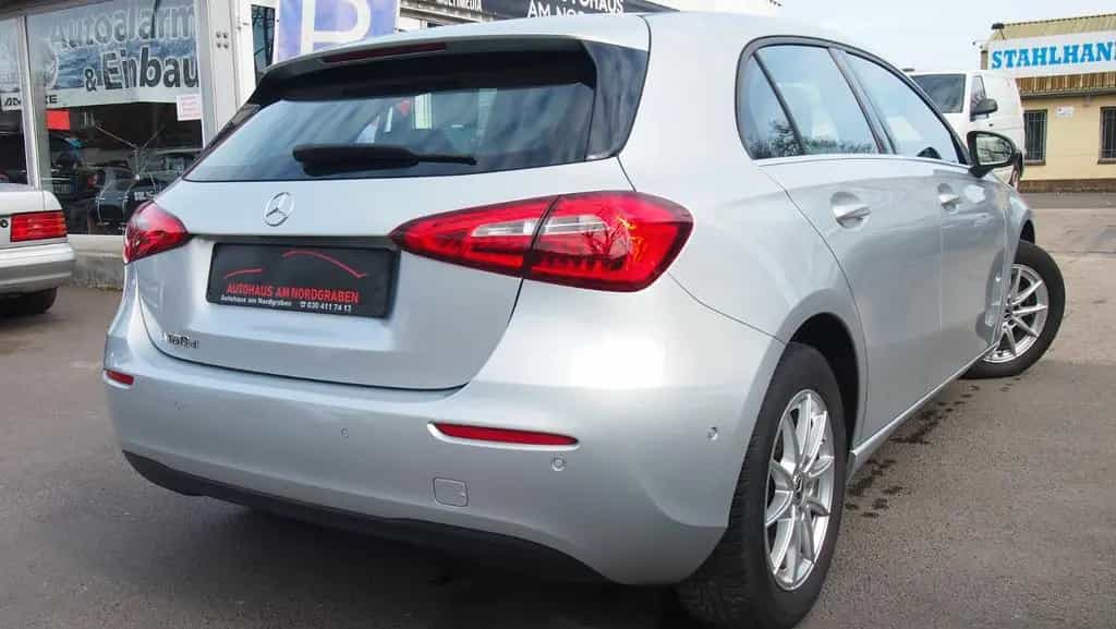 Mercedes-Benz A-Class 180 NEUES MODEL !!! 02/2020-photo-27