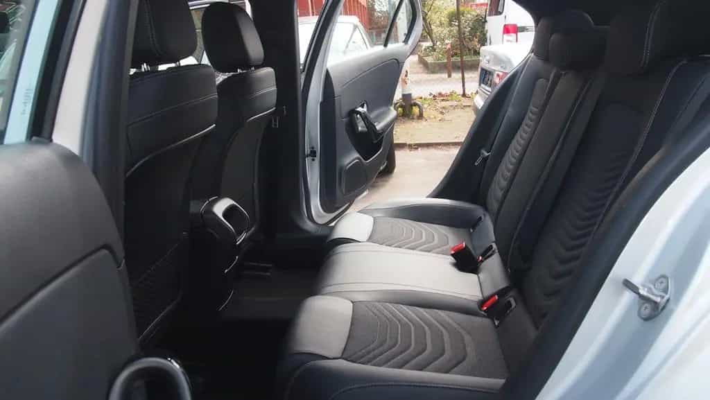 Mercedes-Benz A-Class 180 NEUES MODEL !!! 02/2020-photo-33
