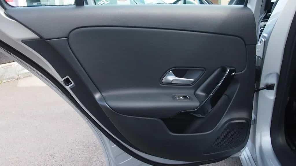 Mercedes-Benz A-Class 180 NEUES MODEL !!! 02/2020-photo-45