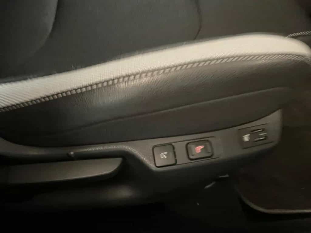 Citroën DS4 1,6i Automatik, SoChic, Navi,02-2027 10/2013-photo-21