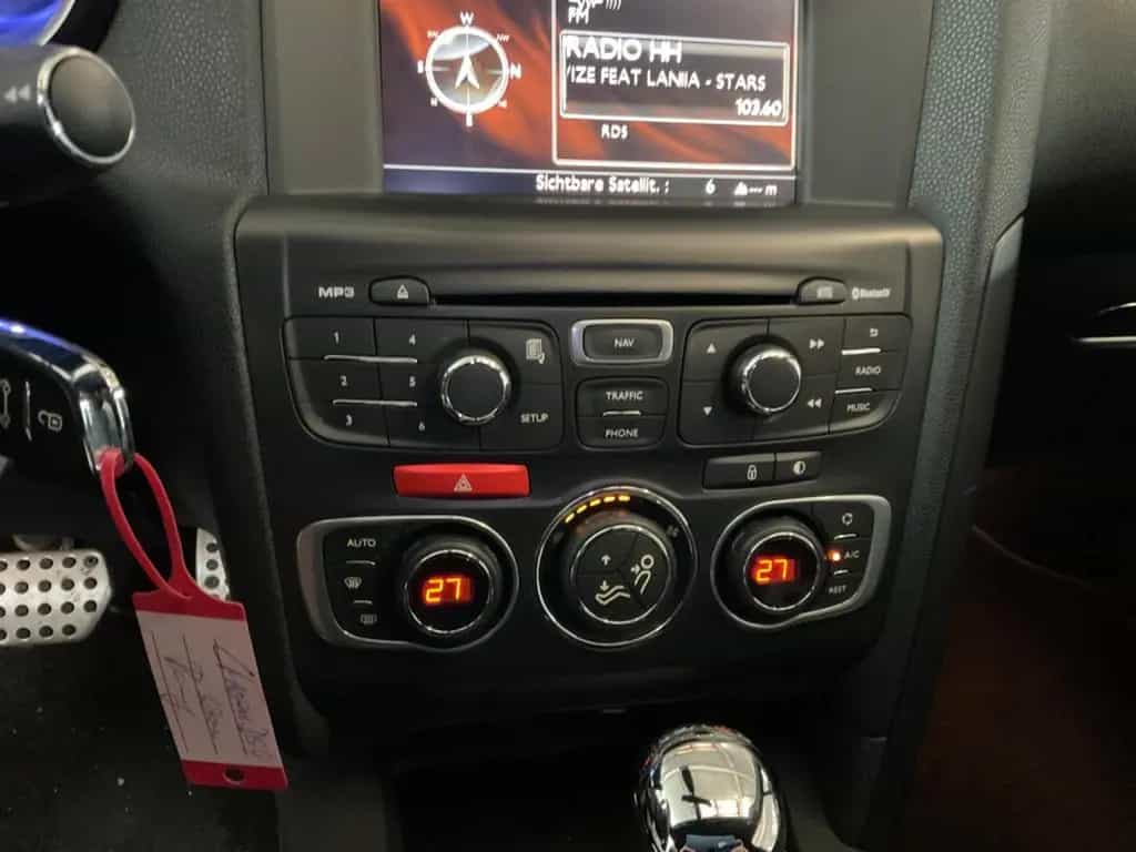 Citroën DS4 1,6i Automatik, SoChic, Navi,02-2027 10/2013-photo-33