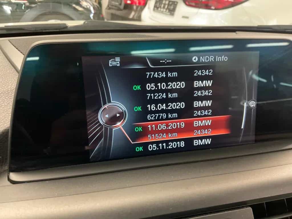 BMW 2 Series 220 i Cabrio Aut. M Sport-Paket ,Xen,Navi,Leder 10/2015-photo-16