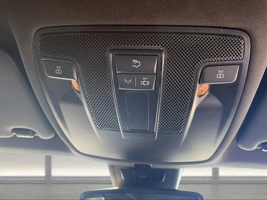 Mercedes-Benz A 200 PEAK AMG NIGHT BUSINESS AUTO NAVI LED-HP 03/2018-photo-19