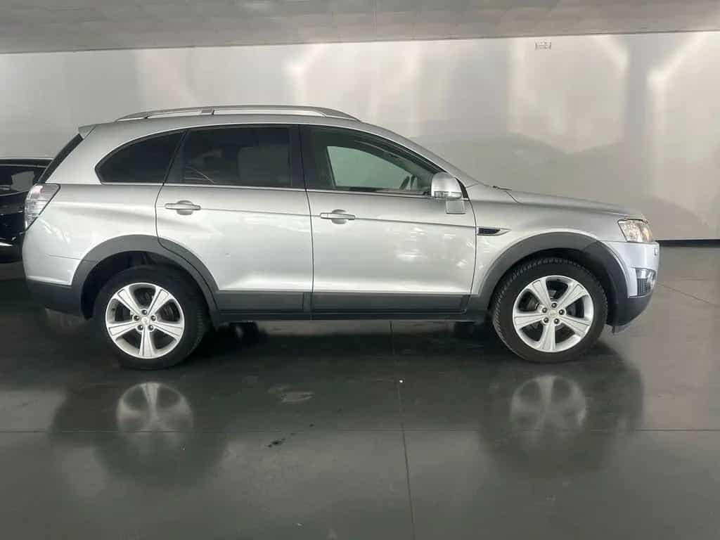 Chevrolet Captiva 2.2 VCDi 184CV 4WD LTZ 05/2011-photo-5