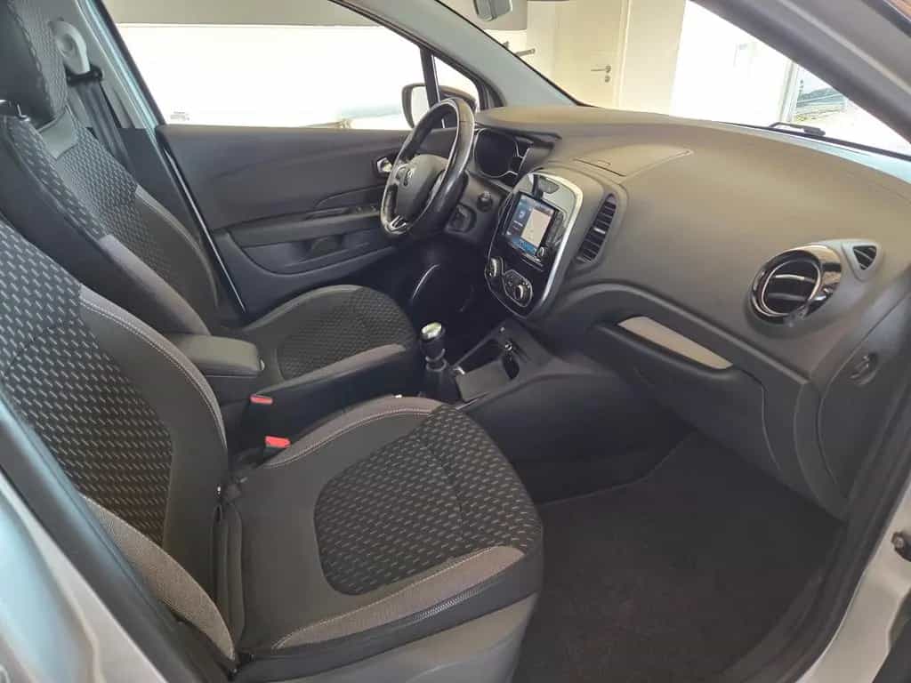 Renault Captur Intens 03/2019-photo-13