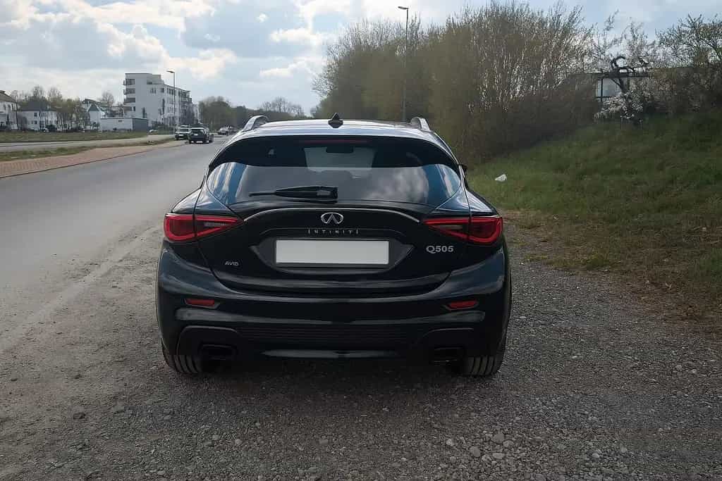 Infiniti Q30 2.0t DCT AWD Sport Sport 10/2017-photo-2
