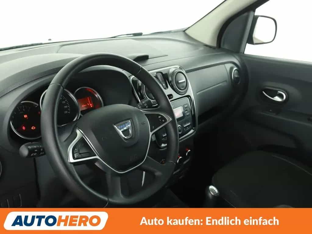 Dacia Lodgy 1.2 TCe Laureate*TEMPO*KLIMA*LIM* 05/2018-photo-9
