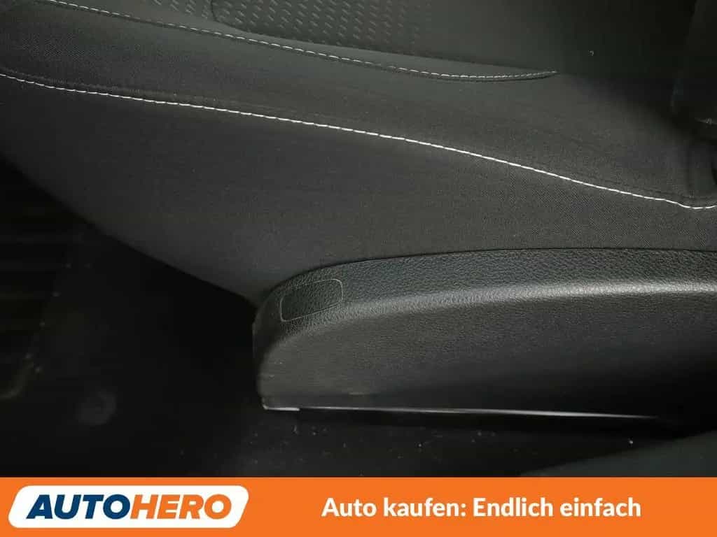 Dacia Lodgy 1.2 TCe Laureate*TEMPO*KLIMA*LIM* 05/2018-photo-23