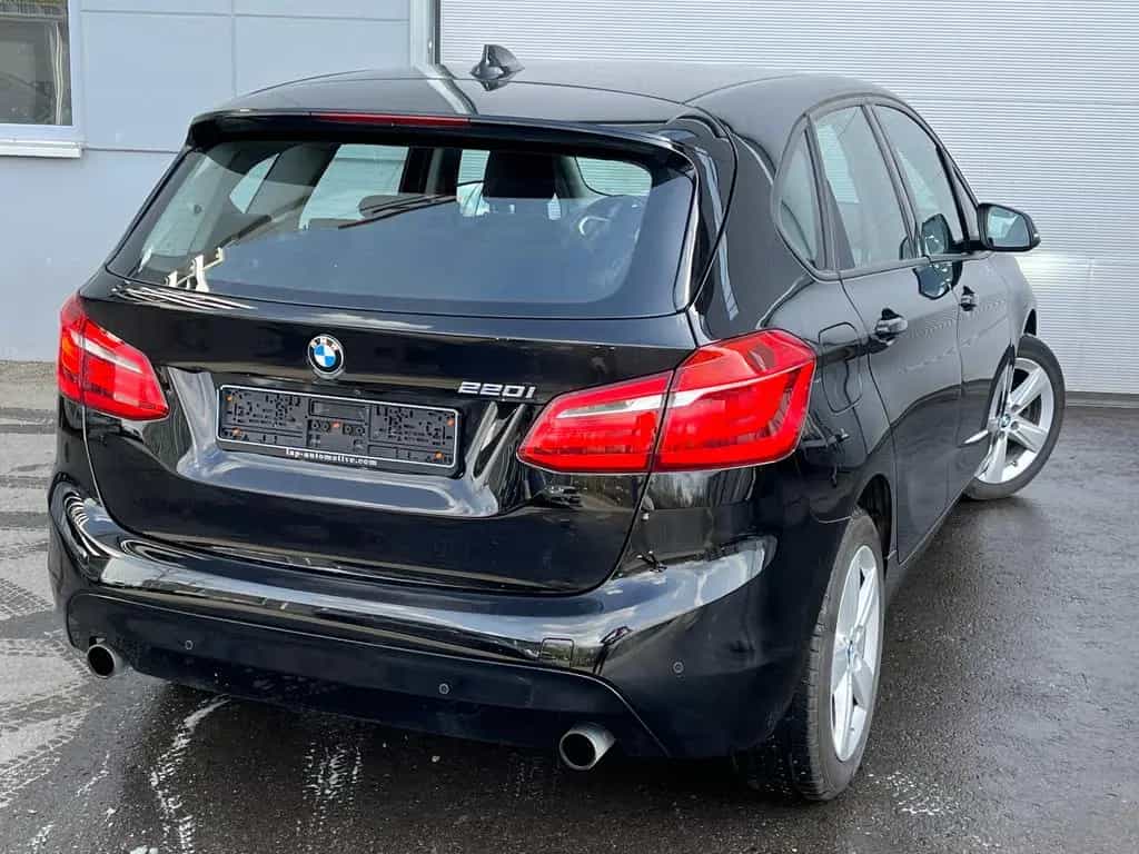 BMW 2 Series 220i Active Tourer*SHZ*LED*NAVI*KEYLESS*KAMERA 01/2017-photo-2