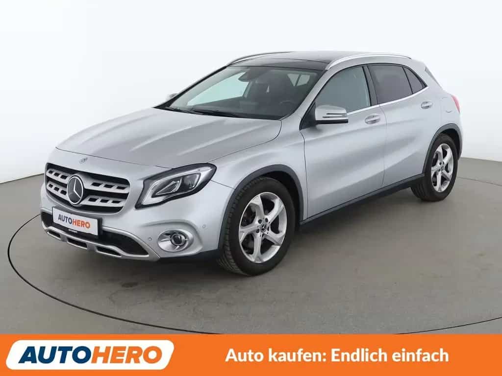 Mercedes-Benz GLA 250 4Matic Urban Aut.*NAVI*LED*ACC*PDC*SHZ* 10/2019-photo-0