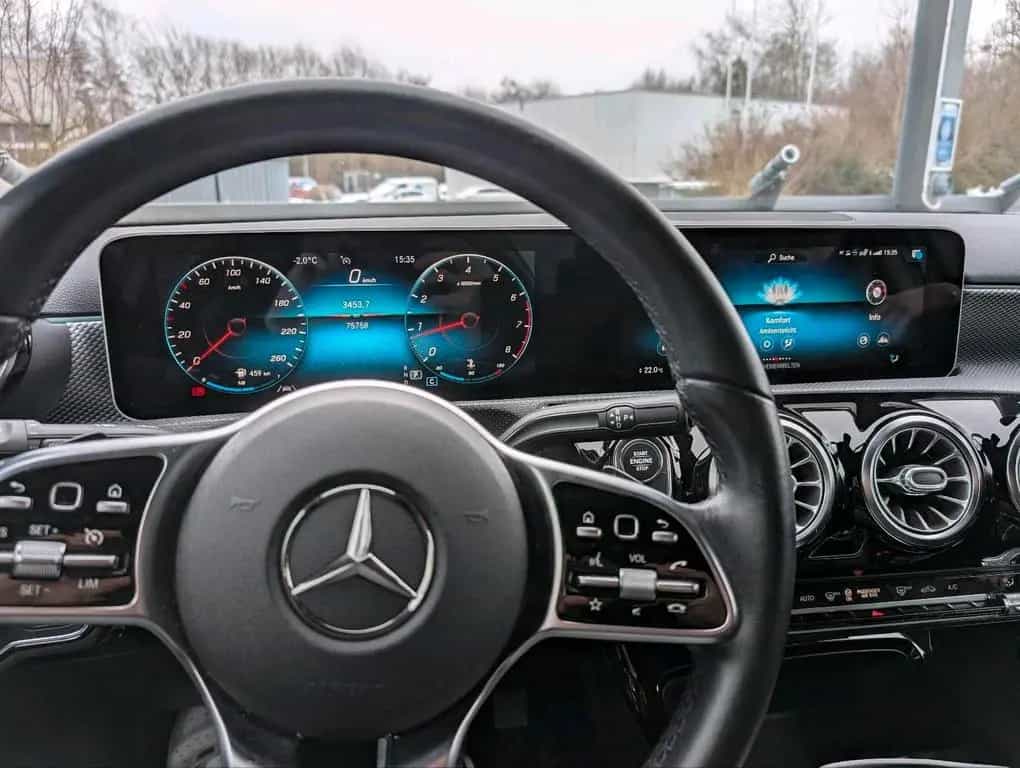 Mercedes-Benz A-Class Benz A180 A-Klasse TÜV 11/2027 Bu... 07/2019-photo-5