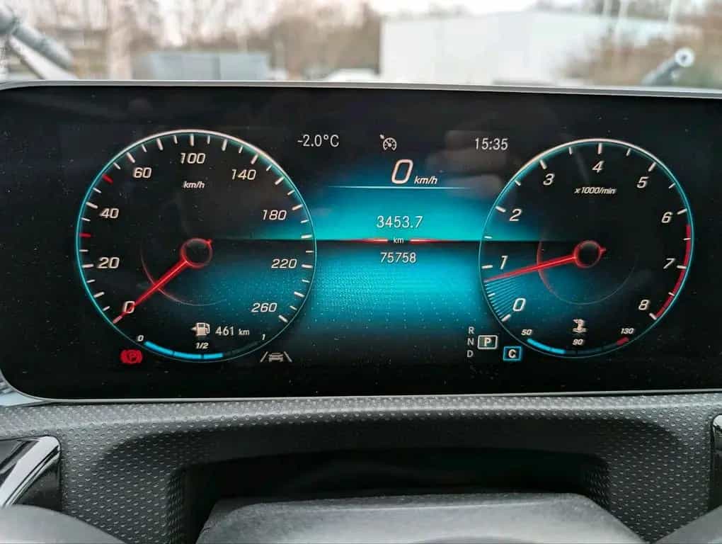 Mercedes-Benz A-Class Benz A180 A-Klasse TÜV 11/2027 Bu... 07/2019-photo-6