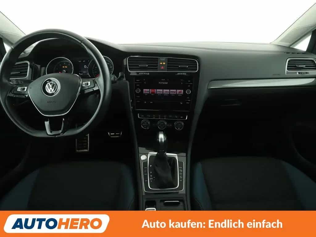 Volkswagen Golf VII 1.0 TSI IQ.DRIVE Aut.*LED*ACC*PLA*PDC* 05/2019-photo-9