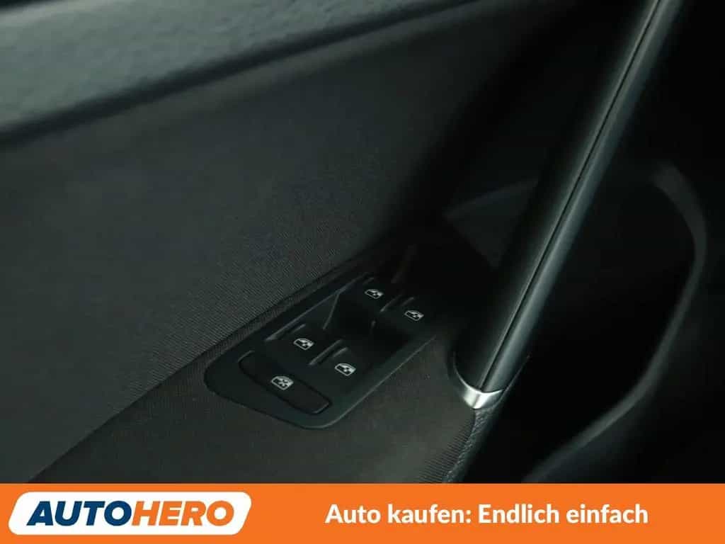 Volkswagen Golf VII 1.0 TSI IQ.DRIVE Aut.*LED*ACC*PLA*PDC* 05/2019-photo-23