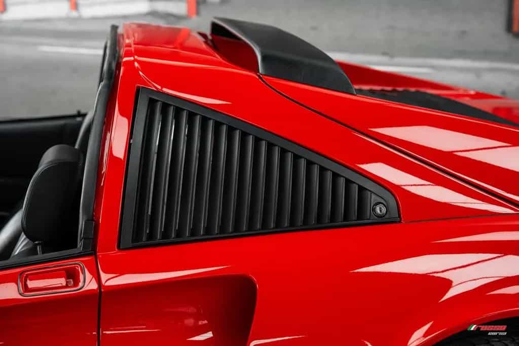 Ferrari 208 GTS Turbo *A COLLECTOR'S HIDDEN GEM* 12/1988-photo-8