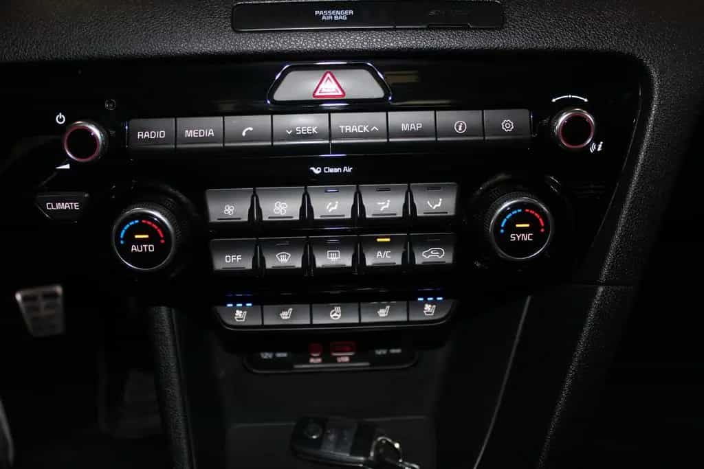 Kia Sportage GT-Line 4WD*Xenon*Pano*AHK*Kamera* 04/2016-photo-23