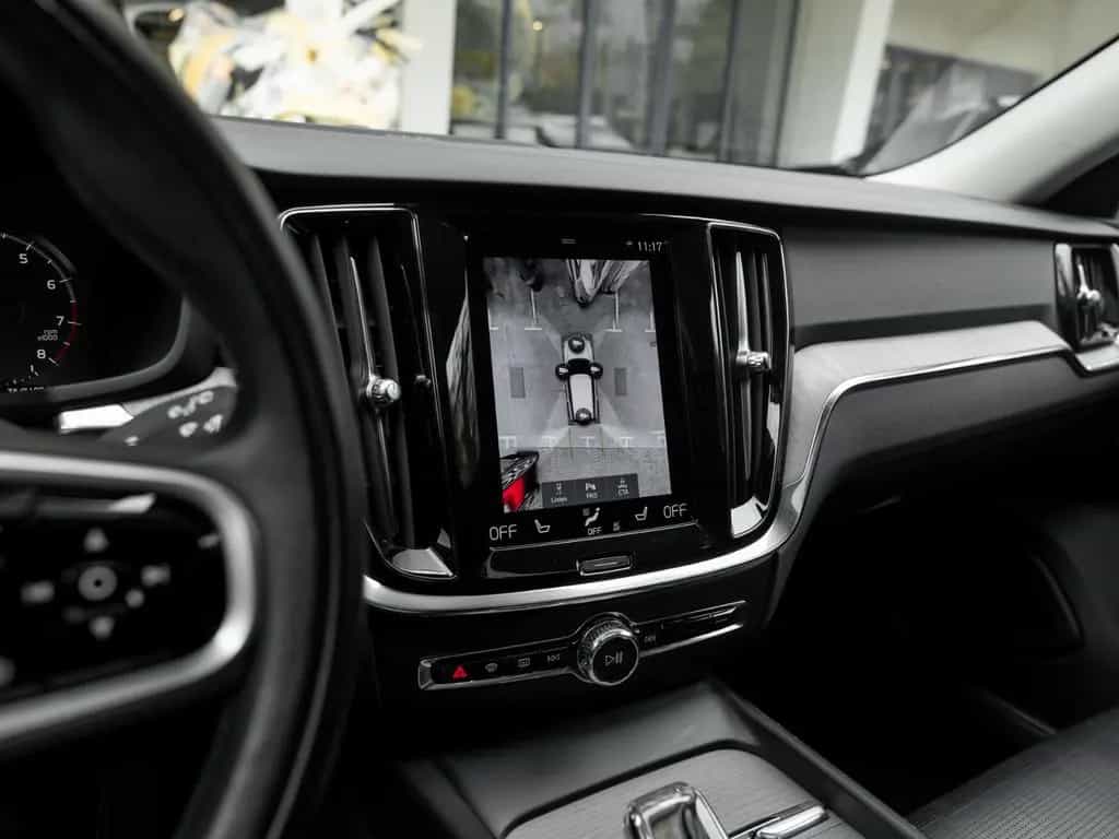 Volvo V60 B5 AWD Inscription 02/2021-photo-27
