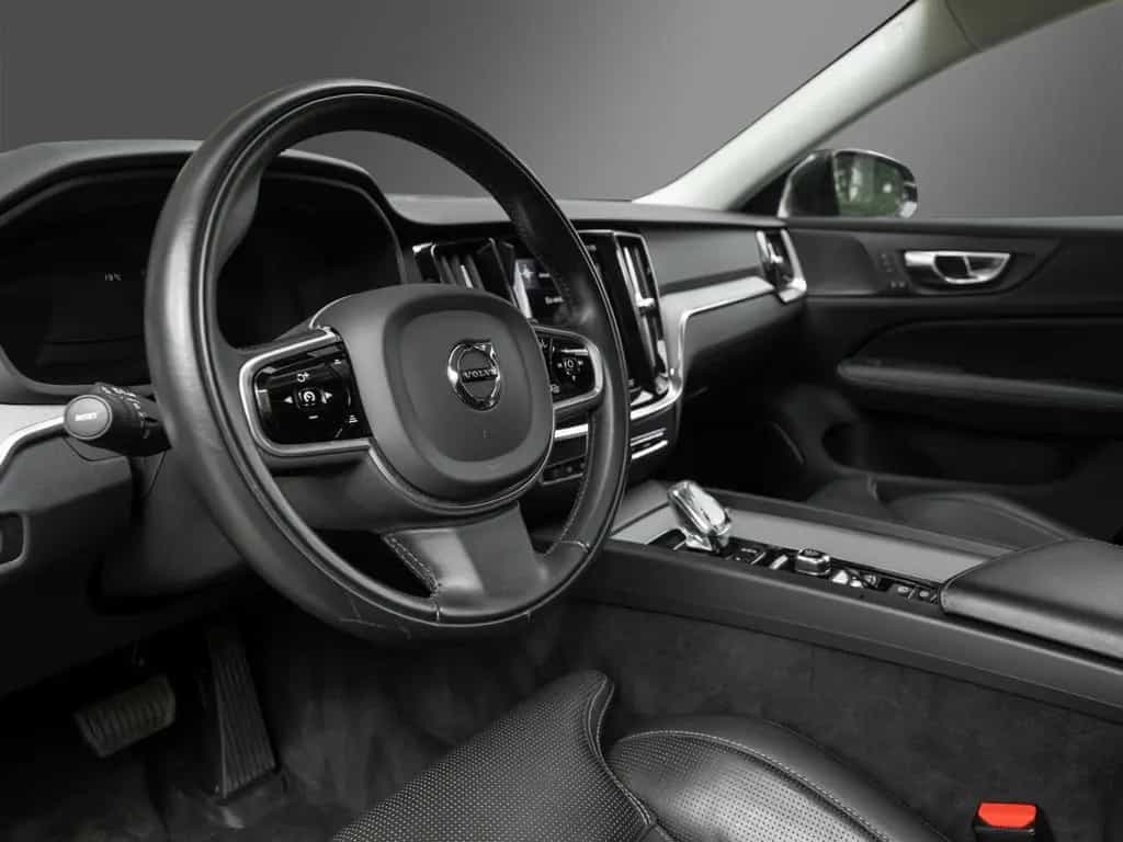 Volvo V60 B5 AWD Inscription 02/2021-photo-4