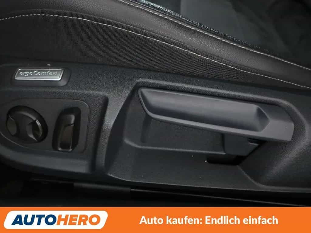Volkswagen Arteon 2.0 TSI R-Line Aut.*NAVI*LED*ACC*CAM*PDC* 01/2020-photo-28