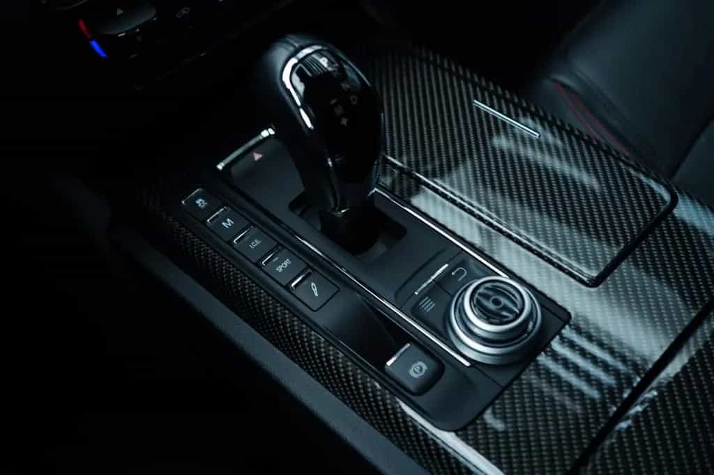 Maserati Quattroporte S Q4 MATRIX/SP-AGA/360°/H&K/CARPLAY 02/2018-photo-23