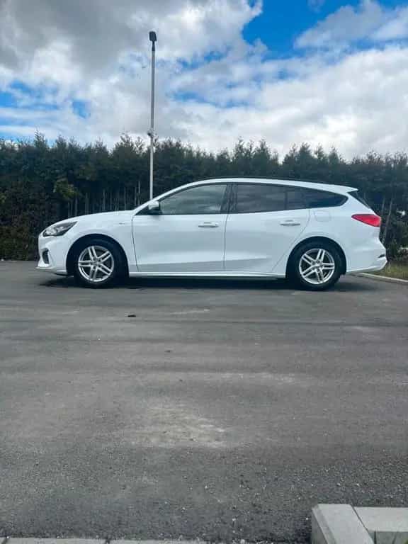 Ford Focus ST-Line-150 PS-Top gepflegt 07/2019-photo-1